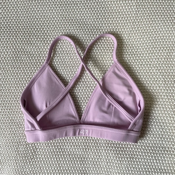 437 Active Sports Bra - Picture 2 of 9